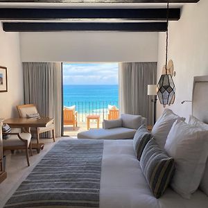 Junior Suite Ocean Front King